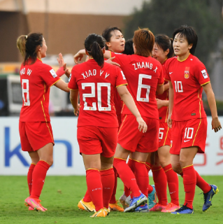 中国女足3:2逆转韩国女足 时隔十六年重夺亚洲杯冠军 