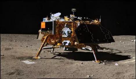 嫦娥四号演绎人类首次月背降落 