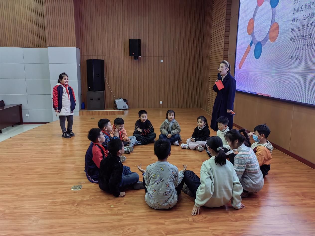“走进传统技艺 感受拓染之美”——许昌科技馆“科普少年行”活动成功举办！