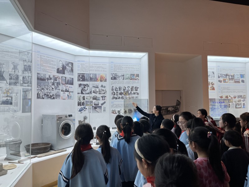 “解锁通信密码・守护国家安全”——2026年_许昌市科技馆第一期科普少年行活动成功举办！